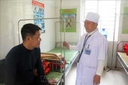 Nhiều thầy thuốc tâm huyết, gắn bó với người dân vùng cao