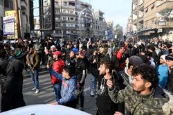 EU nới lỏng lệnh trừng phạt Syria