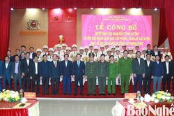 Công an Nghệ An công bố các quyết định về công tác cán bộ
