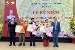 Trao tặng các danh hiệu cao quý tôn vinh người thầy thuốc