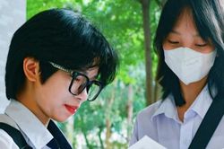 Lịch thi lớp 10 trường THPT Chuyên Ngoại ngữ 2025