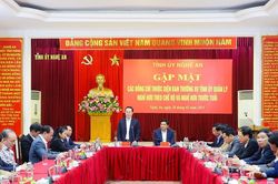 Thường trực Tỉnh ủy Nghệ An gặp mặt cán bộ nghỉ hưu theo chế độ, nghỉ hưu trước tuổi