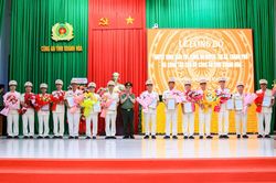 Công an Khánh Hòa: Công bố quyết định của Bộ trưởng Bộ Công an về giải thể công an cấp huyện