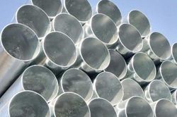 Thép mạ giá rẻ Trung Quốc tràn lan, doanh nghiệp kiến nghị áp thuế chống bán phá giá