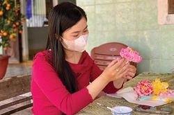 Lạ với hoa từ… gạo