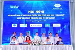 Hội nghị Đối thoại về chính sách Ngân hàng trên địa bàn quận Tân Bình, TPHCM.
