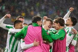 Real Madrid thua đau Betis của Antony