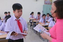 Chào tuần mới: Từ 'cột mốc' miễn học phí
