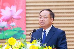 Đồng chí Nguyễn Viết Hưng giữ chức Giám đốc Sở Nội vụ sau khi hợp nhất 2 sở