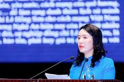 Đồng chí Trần Thị Mỹ Hạnh giữ chức Giám đốc Sở Văn hóa, Thể thao và Du lịch Nghệ An
