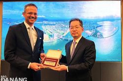 Đà Nẵng trao đổi kinh nghiệm phát triển cảng biển, logistics với cảng Westport Malaysia