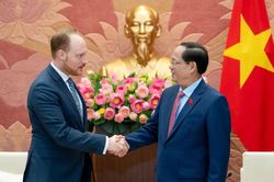 Phó Chủ tịch Quốc hội, Thượng tướng Trần Quang Phương tiếp Đoàn Ủy ban Đối ngoại, Quốc hội Vương quốc Thụy Điển