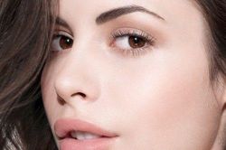 Đoán tính cách phụ nữ qua các màu son cơ bản, màu thứ 2 gây chú ý