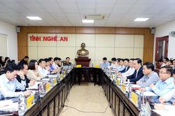 Bí thư Tỉnh ủy Nghệ An Nguyễn Đức Trung tiếp công dân định kỳ tháng 3/2025