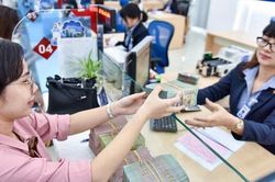 Ngân hàng Nhà nước giám sát chặt lãi suất để đảm bảo giảm lãi suất cho vay tất cả các kỳ hạn