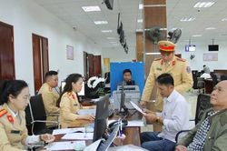 Tiết kiệm tối đa thời gian, công sức cho người dân