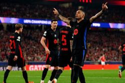 Raphinha tỏa sáng, Barca đánh bại chủ nhà Benfica ở lượt đi vòng 1/8 cúp C1