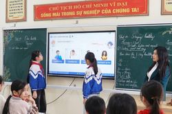 Miễn học phí - một quyết sách cho tương lai