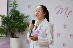 Bệnh viện Quốc tế Phương Châu Sóc Trăng: Đồng hành cùng cán bộ nữ công đoàn thành phố Sóc Trăng