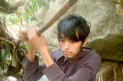 Đối tượng trốn nghĩa vụ quân sự vào rừng ẩn náu