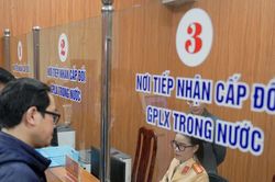 Hơn 36.700 hồ sơ giấy phép lái xe được tiếp nhận sau 7 ngày