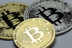 Giá bitcoin ngày 7/3 giảm mạnh 6%