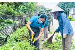 Phụ nữ Nghệ An tích cực tham gia xây dựng nông thôn mới
