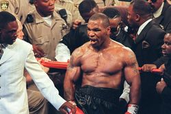 Võ sĩ duy nhất khiến Mike Tyson sợ hãi không muốn đối đầu