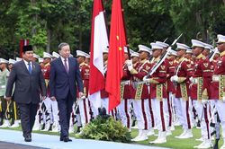 Indonesia bắn 21 phát đại bác chào đón Tổng Bí thư Tô Lâm và Phu nhân