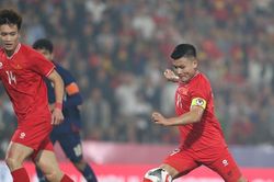 Quang Hải, Hoàng Đức nhận nhiệm vụ quan trọng; HLV Kim Sang-sik đã đúng với Đặng Văn Lâm