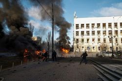 Ukraine tập kích máy bay không người lái số lượng lớn vào Moskva