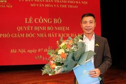NSND Công Lý rời vị trí Phó giám đốc Nhà hát Kịch Hà Nội