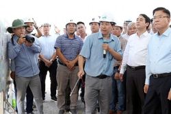 Phó Thủ tướng Chính phủ Lê Thành Long kiểm tra tiến độ 2 tuyến cao tốc ở Khánh Hòa