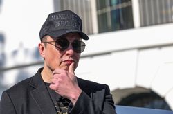 Tòa án buộc Elon Musk và DOGE từ bỏ việc hoạt động bí mật