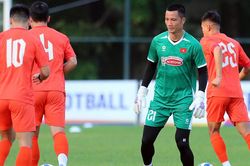 Tin nóng bóng đá Việt Nam hôm nay 14/3: Xuân Hoàng thay Đình Triệu; U22 Việt Nam hòa U19 PVF