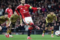 Xô đổ hai kỷ lục đặc biệt ở châu Âu, Bruno Fernandes đáp trả mạnh mẽ những chỉ trích