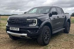 Top 10 xe ô tô động cơ đốt trong bán chạy nhất tháng 2/2025: Ford Ranger vẫn 'vô đối'