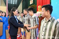 Chương trình Thắp sáng ước mơ hoàn lương năm 2025
