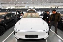 Tesla bị cạnh tranh quá gắt, Elon Musk vội tung ngay Model Y giá rẻ