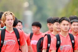 Đội tuyển U22 Việt Nam lên đường tham dự CFA Team China