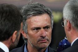 Cuộc chiến Mourinho khơi mào ở Real 14 năm trước chưa có hồi kết