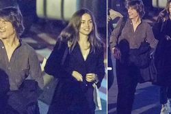 Tom Cruise và Ana De Armas hâm nóng tin đồn tình cảm tại Battersea Heliport