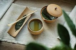 Bảo vệ sức khỏe bằng cách thêm mật ong và đinh hương vào trà xanh