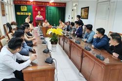 CSGT Đà Nẵng phạt dàn siêu xe vượt đèn đỏ gây bức xúc 167 triệu đồng