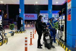 Giá xăng ngày mai có thể tăng trở lại, sau khi giảm 1.400 đồng mỗi lít