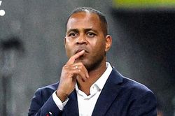 Indonesia thua đậm Úc ngay trận ra mắt của Kluivert, CĐV xứ Vạn đảo gọi tên Shin Tae-yong