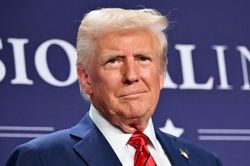Ông Trump đề xuất Mỹ tiếp quản nhà máy hạt nhân của Ukraine