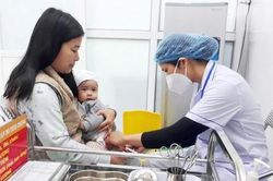 Bộ Y tế triển khai tiêm vắc xin sởi đợt 2 tại 54 tỉnh, thành phố