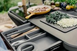 Những phụ kiện độc đáo và tiện ích cho ô tô điện