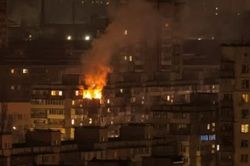 Vừa tuyên bố 'có quyền đáp trả tương xứng', Nga liền tấn công Kiev bằng UAV, nhiều người thương vong